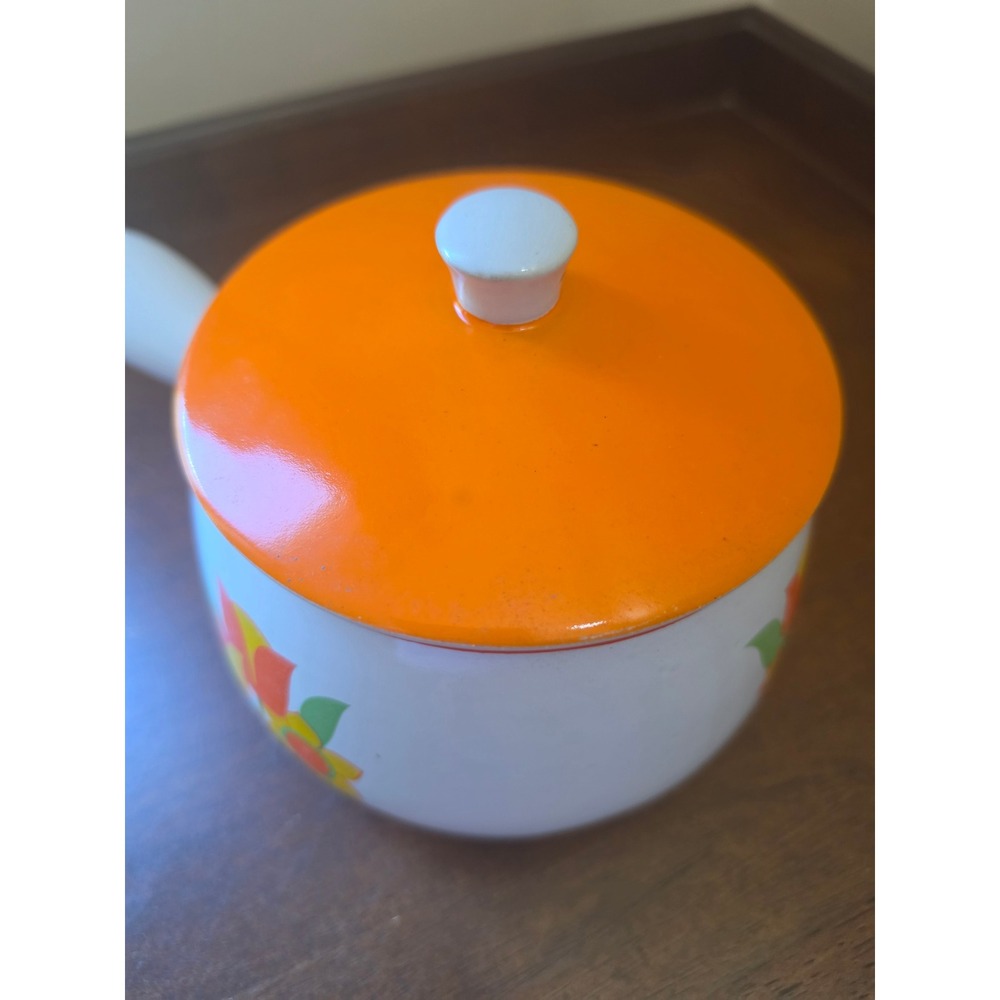 Vintage 1970s Floral Oven Proof Stoneware Pot with Orange Lid & Handle - Retro - Picture 8 of 15
